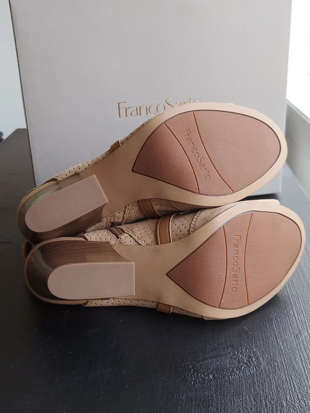 Franco Sarto L-Fantana Size 10 Camel Tan Suede Peep Toe Ankle Sleek Heel Booties
